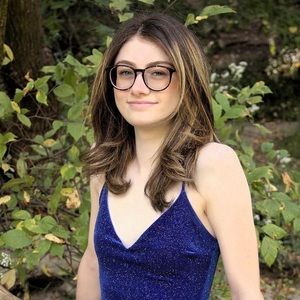 Meet your Posher, Ella